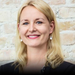 Dr. Carolin Gabor Managing Partner FinLeap GmbH