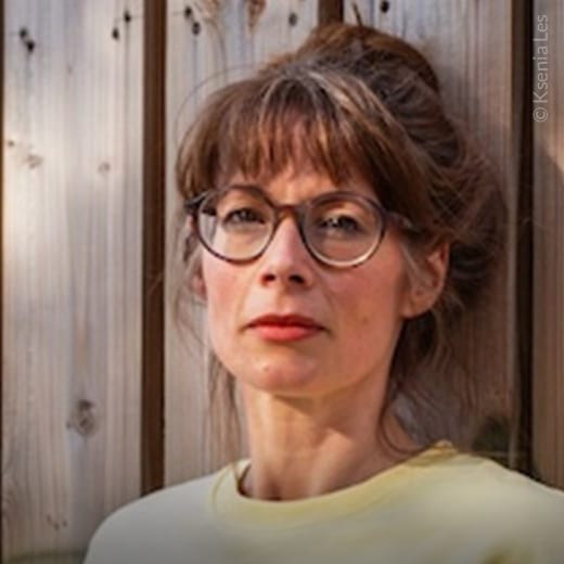 Portrait Dr. Esther Konieczny