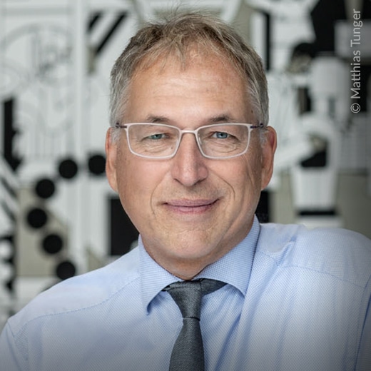 Dr. Michael Frieser